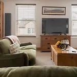 Richmond, Tithebarn St, Keswick (Cumbria)